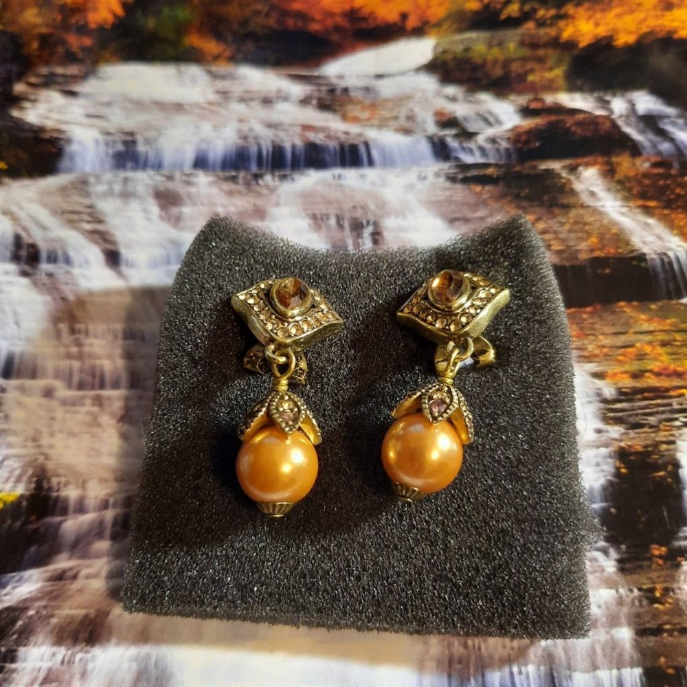 Heidi Daus JUST WHAT YOU NEED Crystal Accented Drop Pierced Earrings NWT